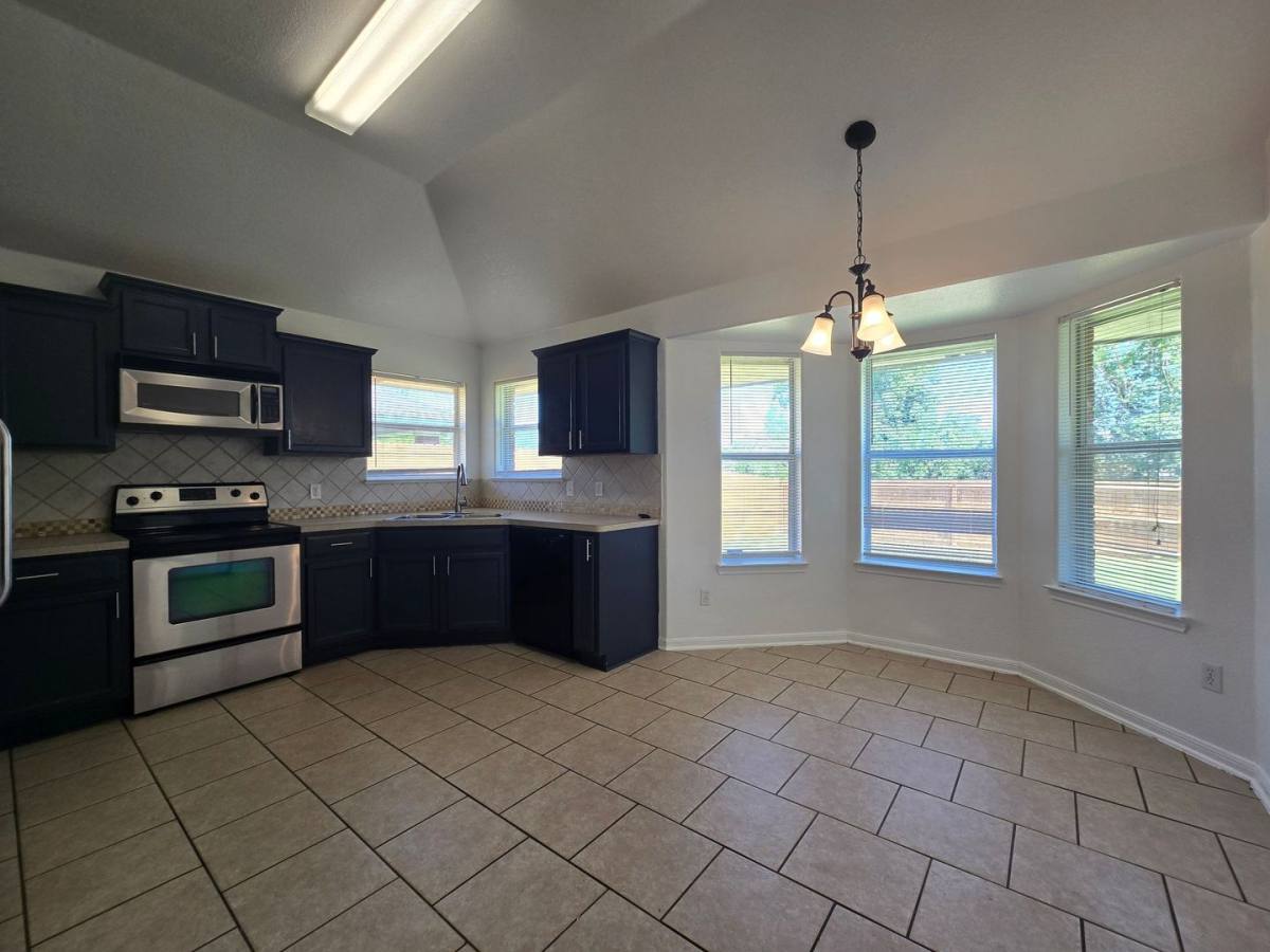 House for rent at 5905 Lolly Loop, Killeen, TX 76542
