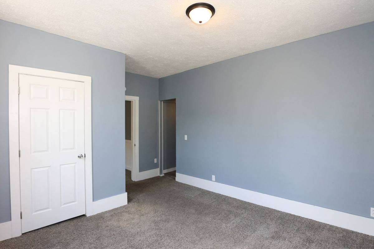 Apartment for rent at 455 E Barner St, Frankfort, IN 46041