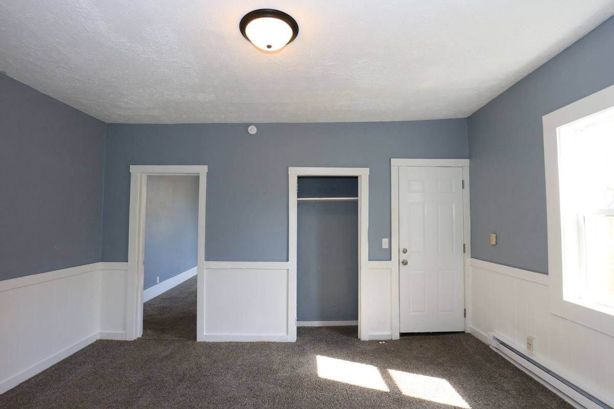 Apartment for rent at 455 E Barner St, Frankfort, IN 46041