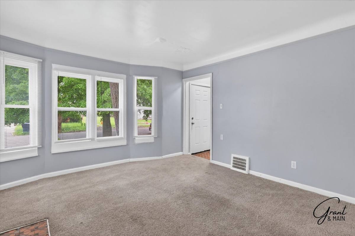 House for rent at 10644 Stratman, Detroit, MI 48224