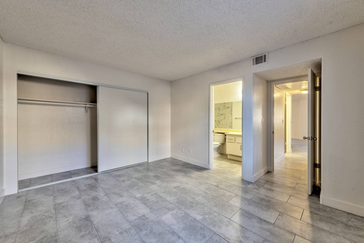 Condo for rent at 2977 Juniper Hills Blvd, Las Vegas, NV 89142