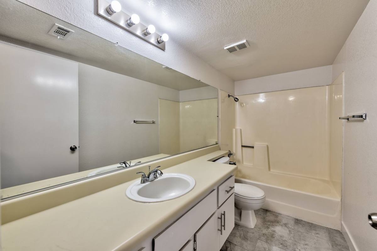 Condo for rent at 2977 Juniper Hills Blvd, Las Vegas, NV 89142