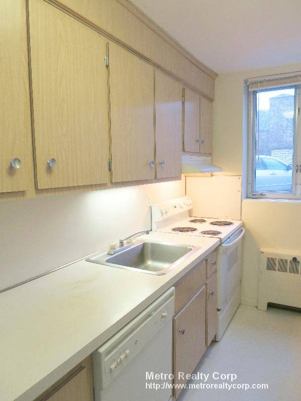 Apartment for rent at 35 Vernon St #109, Brookline, MA 02446