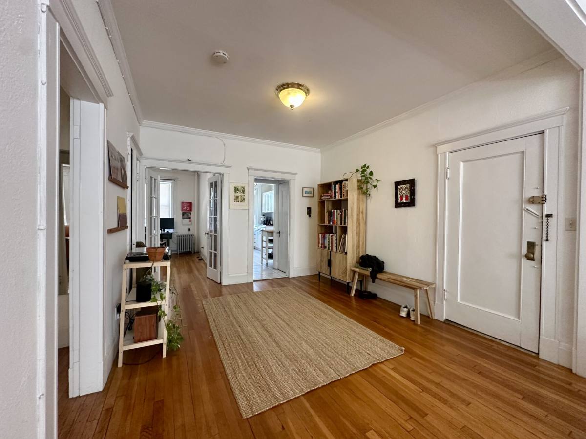 Apartment for rent at 44 Longwood Ave #3, Brookline, MA 02446