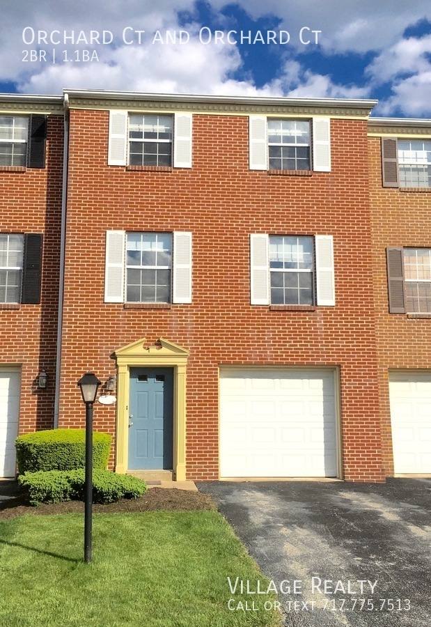 Townhouse for rent at 306 Orchard Court, Red Lion, PA 17356