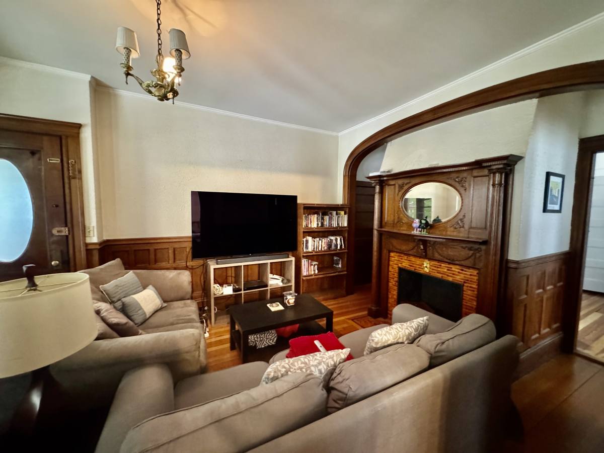 Apartment for rent at 16 Kenwood #1, Brookline, MA 02446