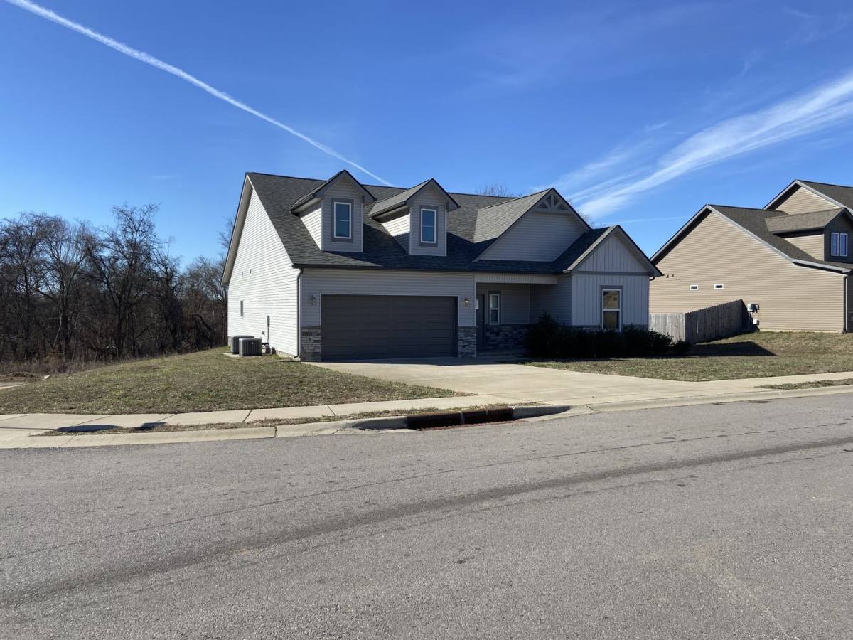 House for rent at 602 Alvin Rd, Clarksville, TN 37042