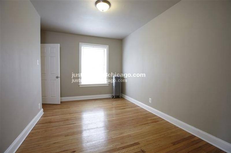 Apartment for rent at 11135 S Longwood #2, Chicago, IL 60643