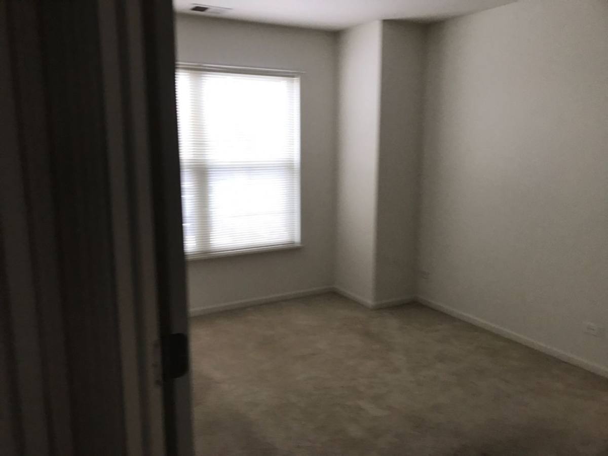 Townhouse for rent at 717 N Keystone Lane, Vernon Hills, IL 60061