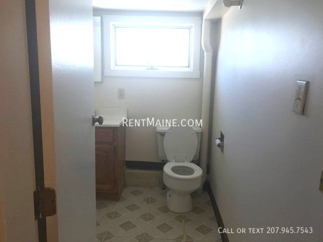 Apartment for rent at 2412 Western Ave #Q, Hampden, ME 04444
