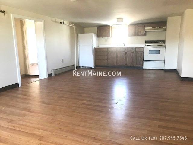 Apartment for rent at 2412 Western Ave #Q, Hampden, ME 04444
