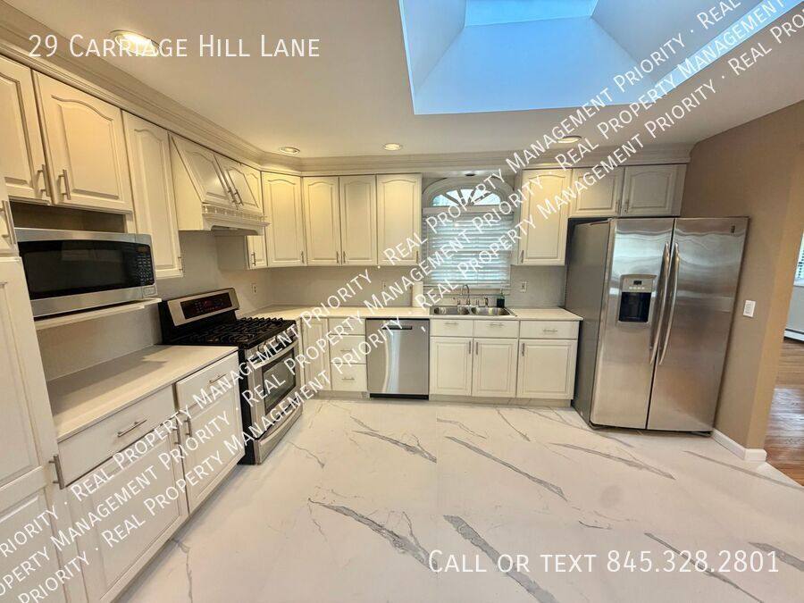 House for rent at 29 Carriage Hill Lane, Poughkeepsie, NY 12603