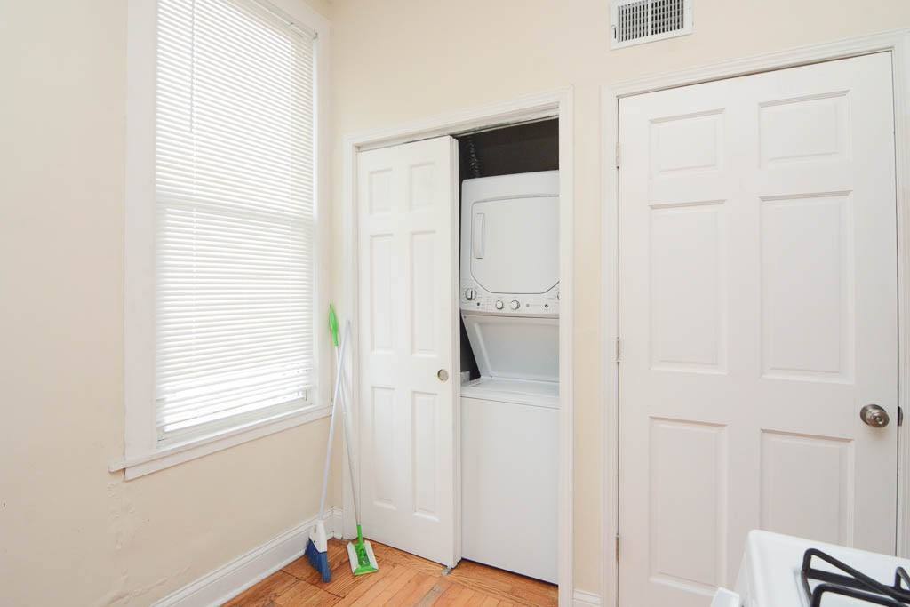 Apartment for rent at 2347 24th Place #R5, Chicago, IL 60608