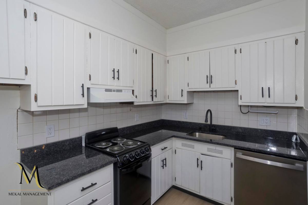 Apartment for rent at 140 Chestnut St, Springfield, MA 01103