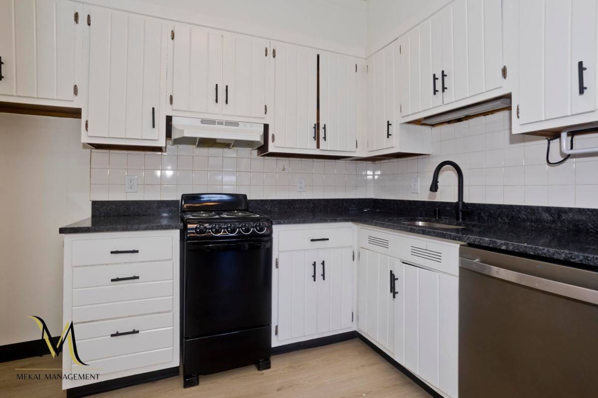 Apartment for rent at 140 Chestnut St, Springfield, MA 01103