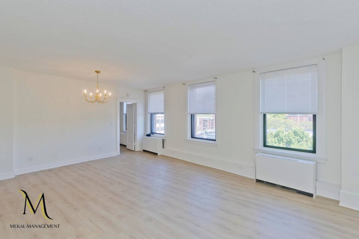 Apartment for rent at 140 Chestnut St, Springfield, MA 01103