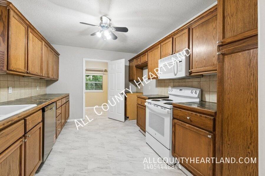House for rent at 2109 NW 31st St, Oklahoma City, OK 73112
