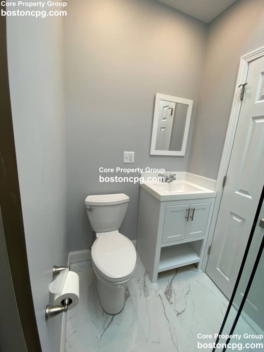 Apartment for rent at 10 Cross St E #3, Somerville, MA 02145