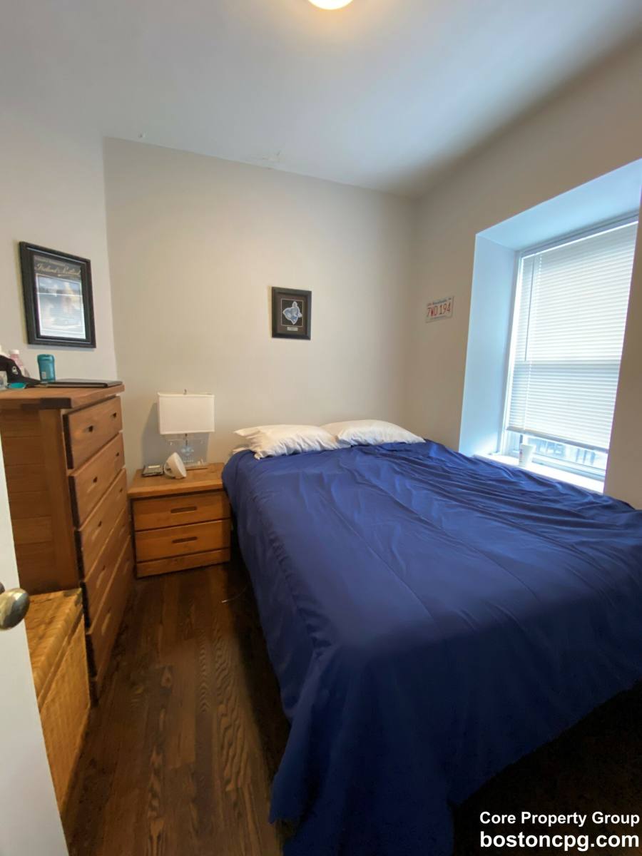 Apartment for rent at 10 Cross St E #3, Somerville, MA 02145