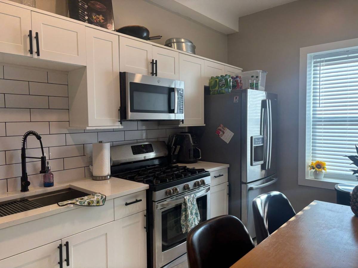 Apartment for rent at 589 Haverhill St, Lawrence, MA 01841