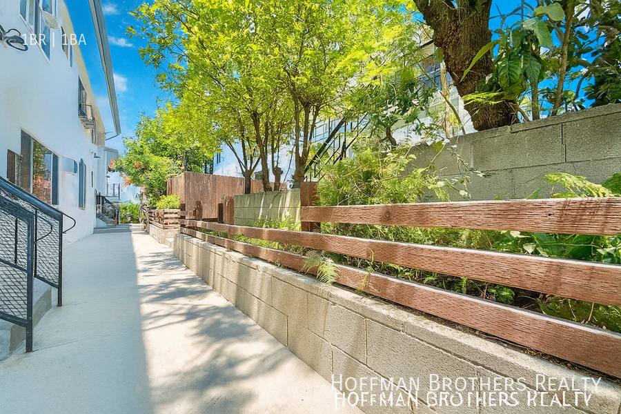 Apartment for rent at 1000 Coronado Terrace #3, Los Angeles, CA 90026