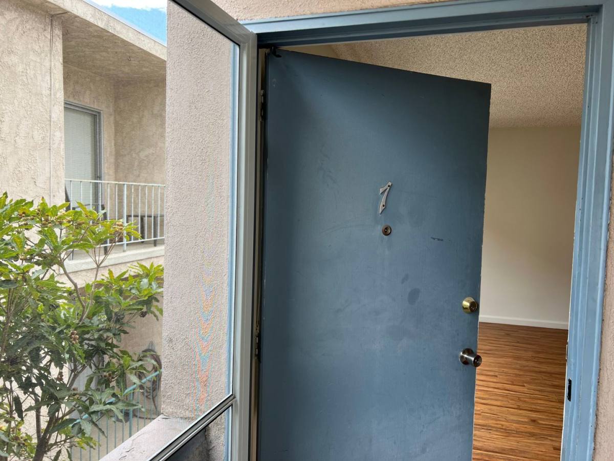 Apartment for rent at 1232 Euclid St, Santa Monica, CA 90404