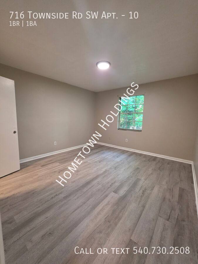 Apartment for rent at 716 Townside Rd SW #10, Roanoke, VA 24014