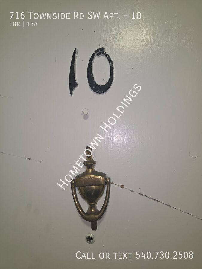 Apartment for rent at 716 Townside Rd SW #10, Roanoke, VA 24014