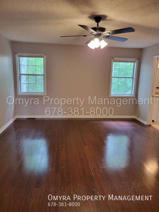 House for rent at 1060 Hillsborough Chase NW, Kennesaw, GA 30144