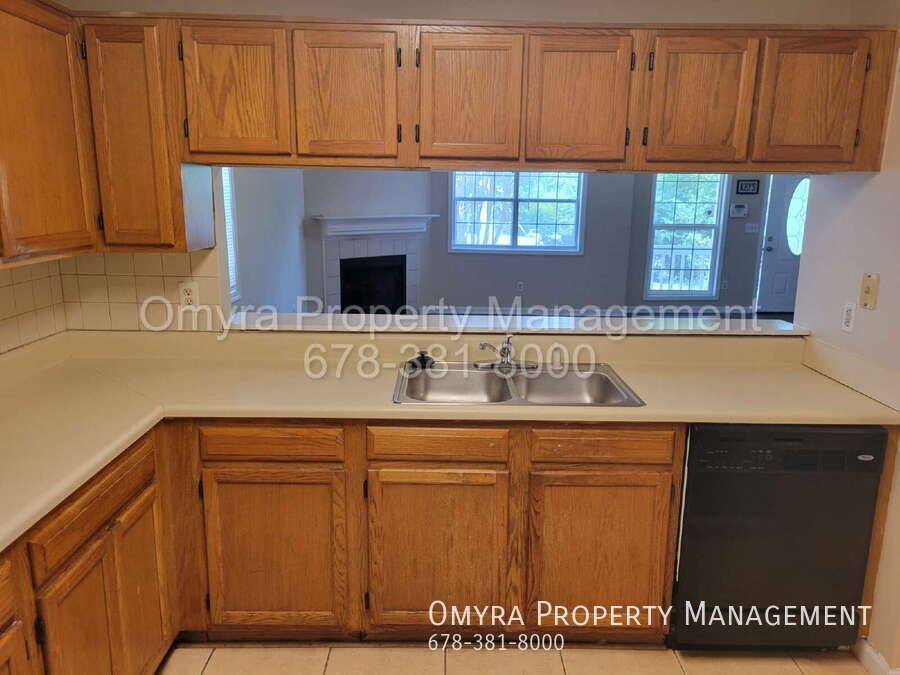 House for rent at 1060 Hillsborough Chase NW, Kennesaw, GA 30144