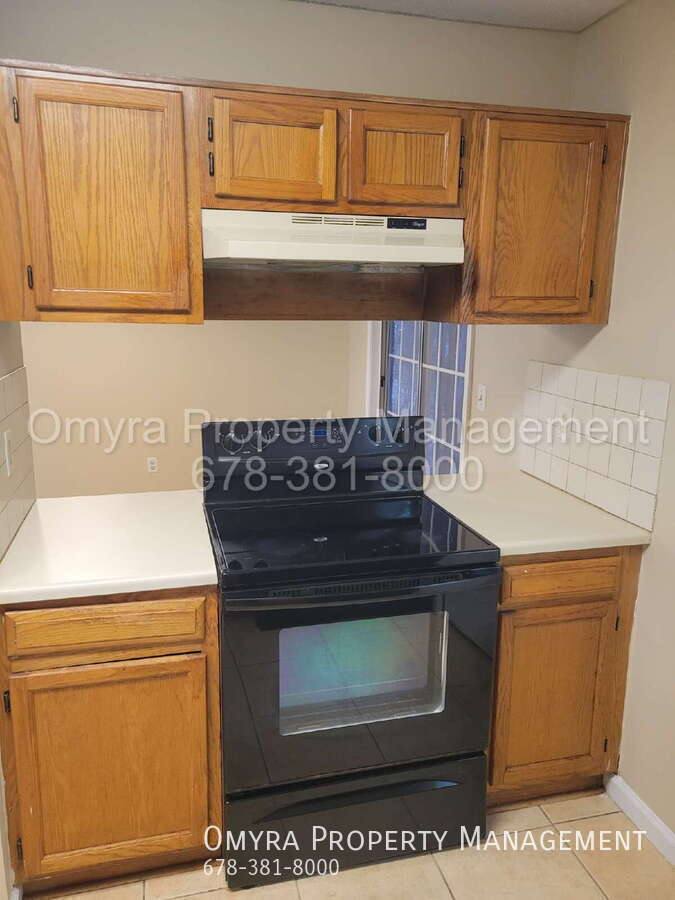 House for rent at 1060 Hillsborough Chase NW, Kennesaw, GA 30144