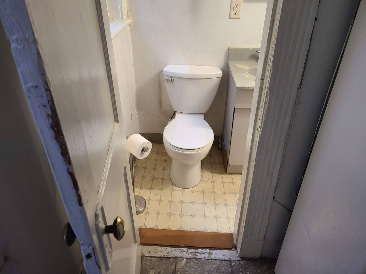 Apartment for rent at 7 Myrtle St #5, Boston, MA 02114