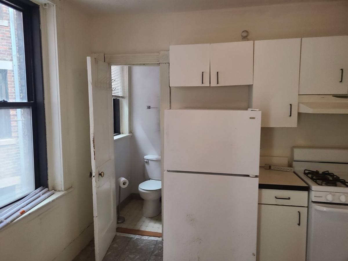 Apartment for rent at 7 Myrtle St #5, Boston, MA 02114