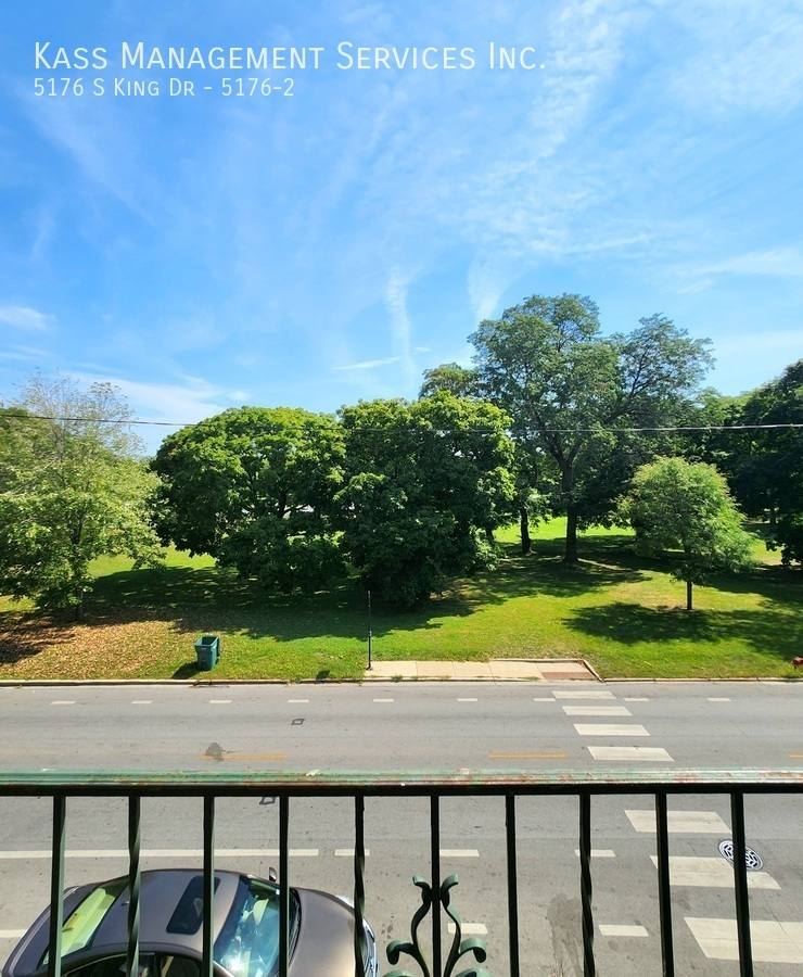 Apartment for rent at 5176 S King Dr #2, Chicago, IL 60615