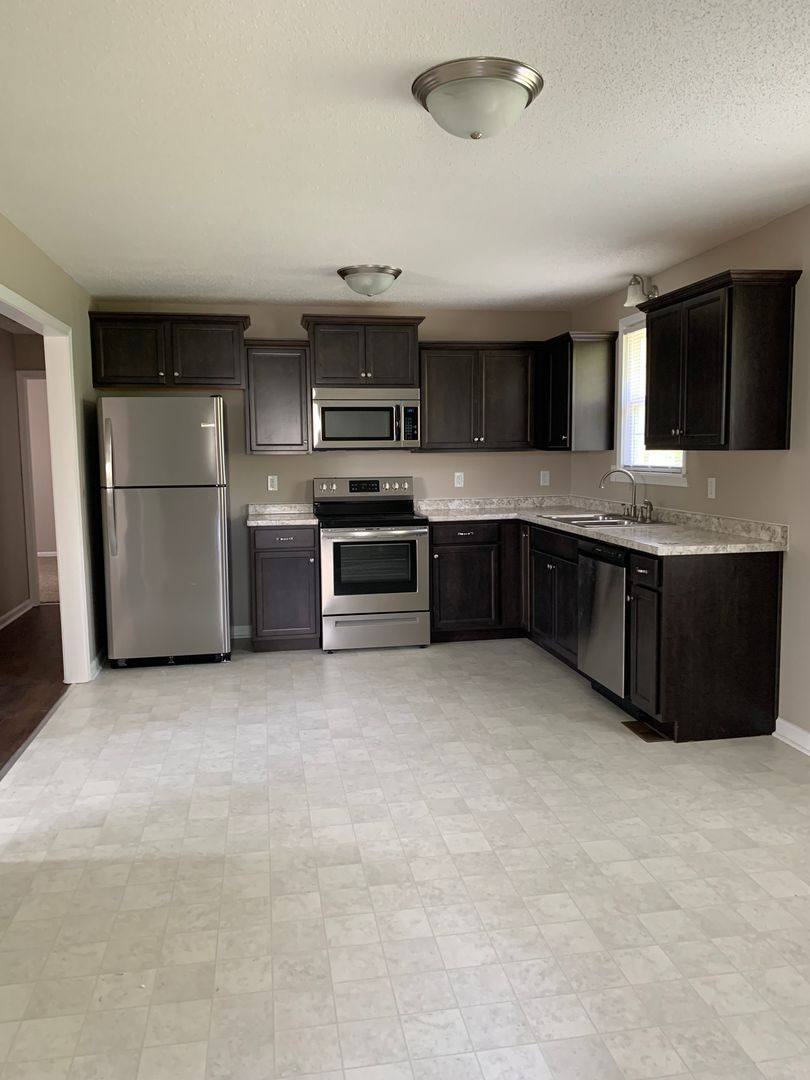 House for rent at 2732 Ann Dr, Clarksville, TN 37040