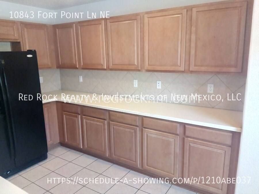 Townhouse for rent at 10843 Fort Point Lane NE, Albuquerque, NM 87123