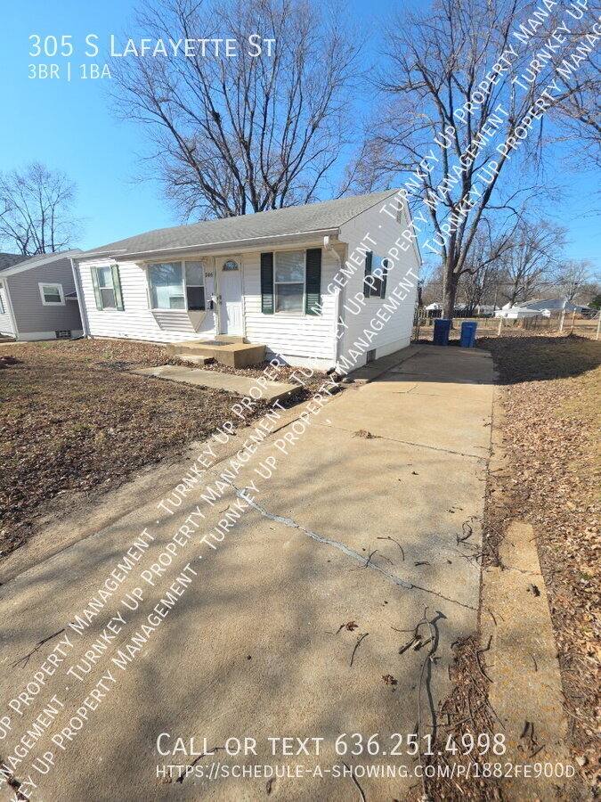 House for rent at 305 S Lafayette St, Florissant, MO 63031