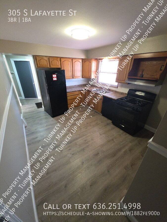 House for rent at 305 S Lafayette St, Florissant, MO 63031