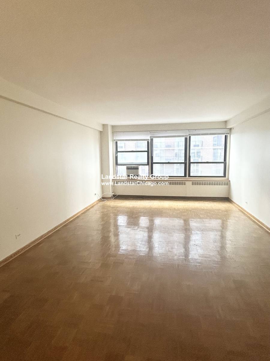 Apartment for rent at 4180 N Marine Dr #1003, Chicago, IL 60613