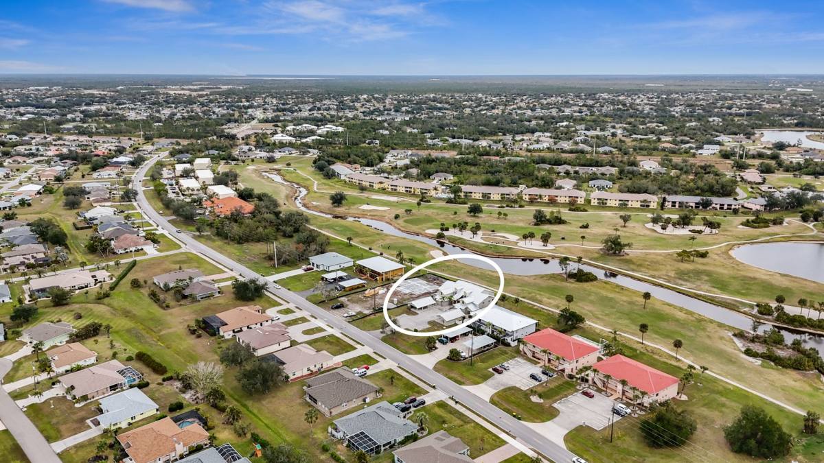 Apartment for rent at 1350 Rio De Janeiro Ave, Punta Gorda, FL 33983