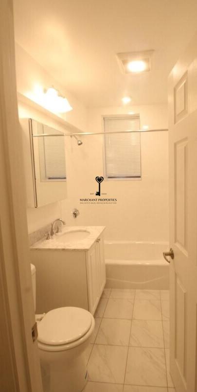 Apartment for rent at 17 Green St #2, Brookline, MA 02446