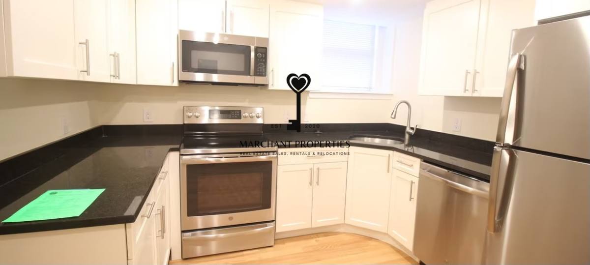 Apartment for rent at 17 Green St #2, Brookline, MA 02446