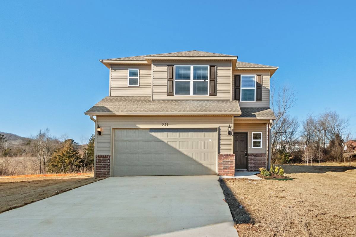 House for rent at 811 E Sparrow Circle, Fayetteville, AR 72701