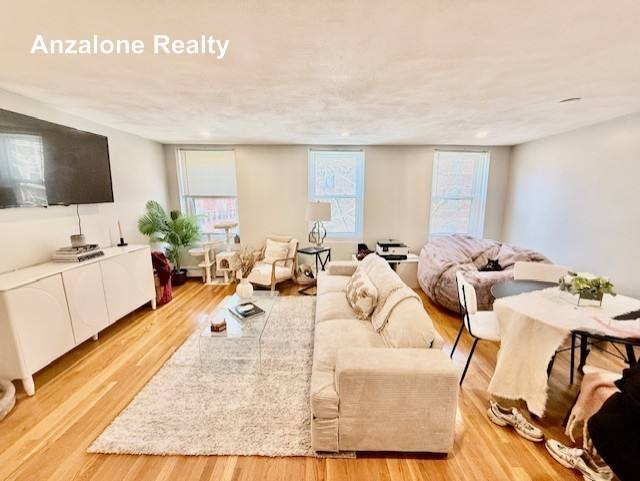Apartment for rent at 109 Fulton #2, Boston, MA 02109