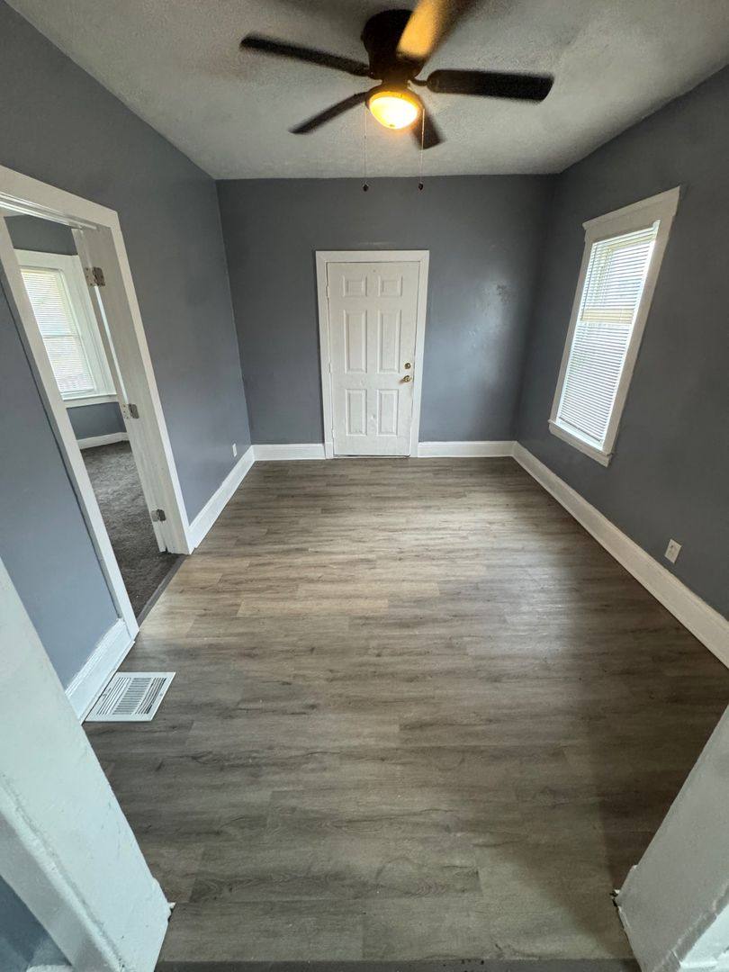 Apartment for rent at 3668 W 48th St, Cleveland, OH 44102