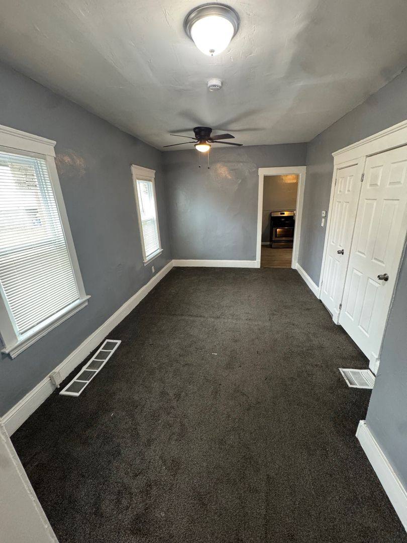 Apartment for rent at 3668 W 48th St, Cleveland, OH 44102