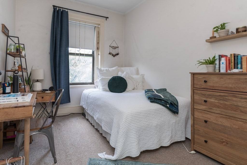Apartment for rent at 65 Berkeley St #2, Boston, MA 02116