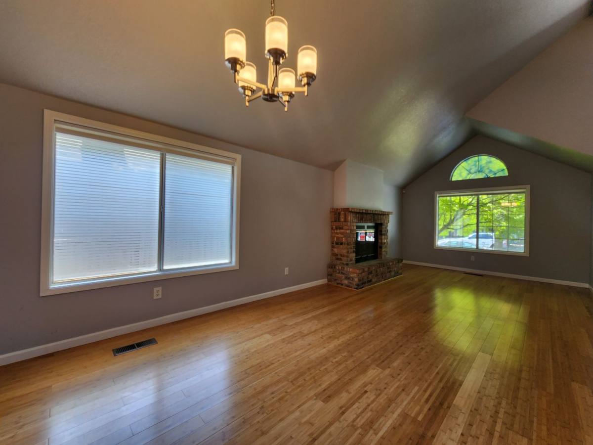 House for rent at 9609 Lord Dr, Windsor, CA 95492