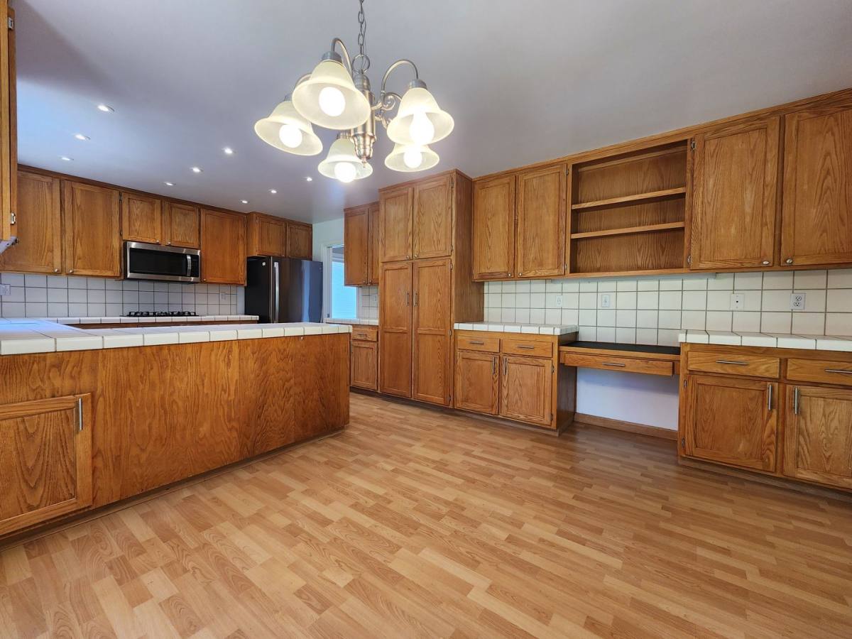 House for rent at 9609 Lord Dr, Windsor, CA 95492