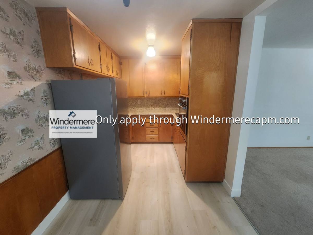 Apartment for rent at 4421 Del Rio Rd, Sacramento, CA 95822